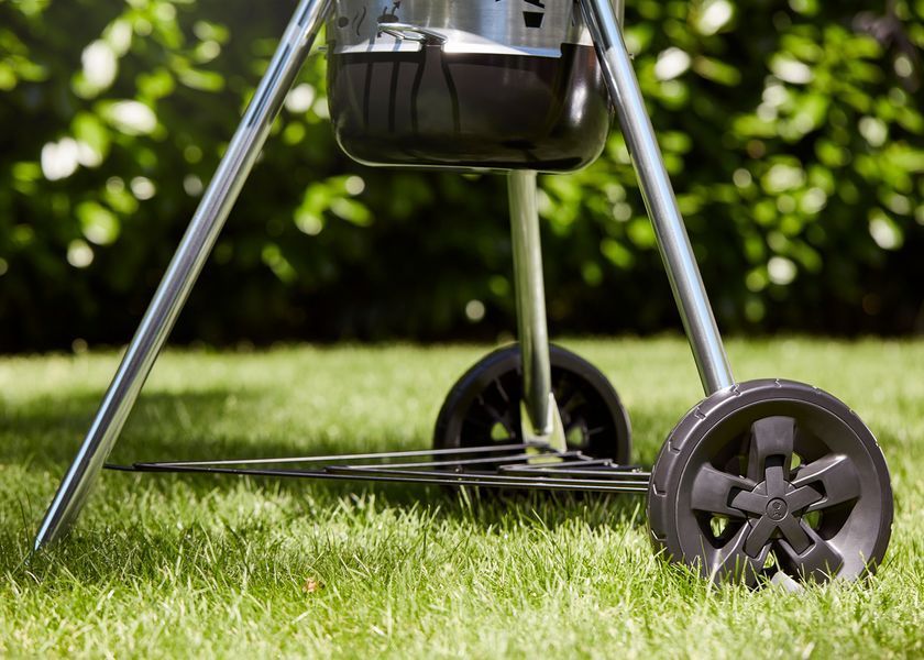 Вугільний гриль Weber Master-Touch Premium E-5770 57 см, чорний 17301004 фото