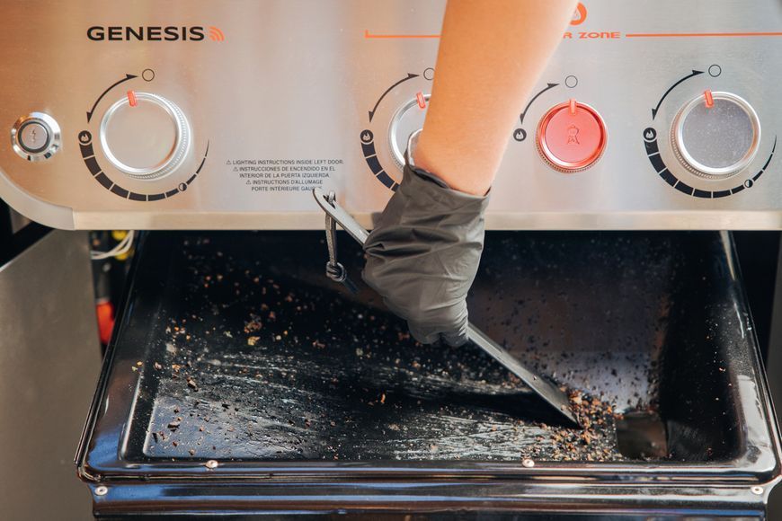 Газовий гриль Weber Genesis E-335, чорний 35410075 фото